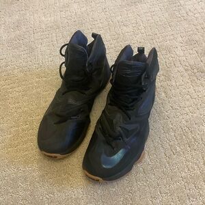 Men’s Nike Basketball Shoes